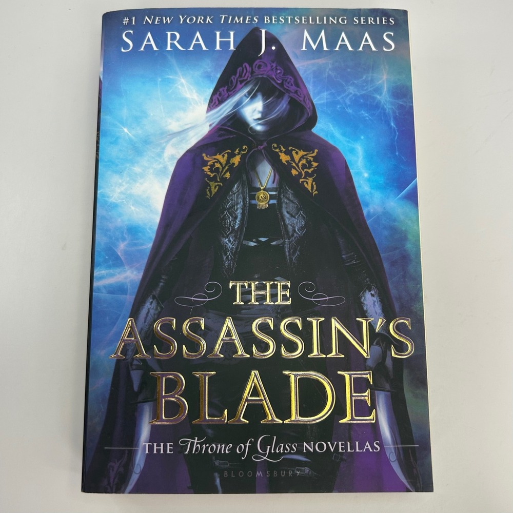 The Assassin's Blade Paperback by Sarah J. Maas Throne of Glass
